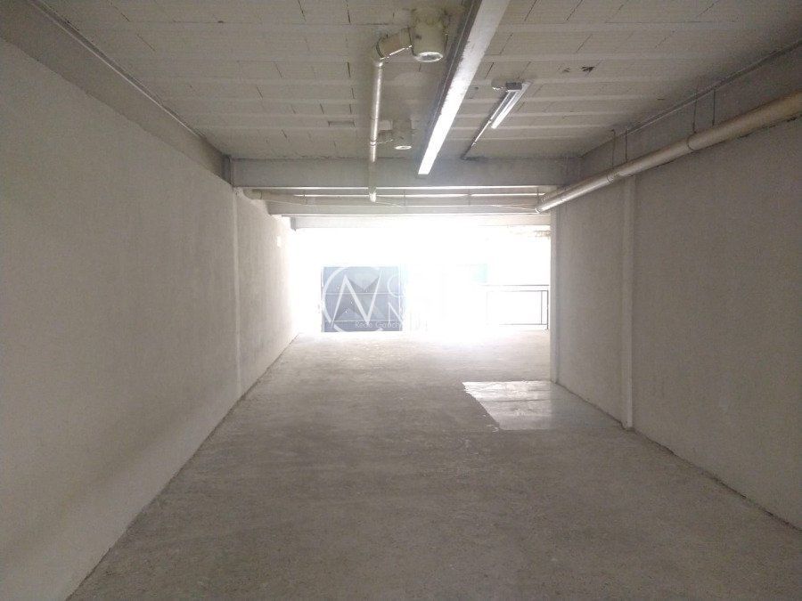 Sala Comercial à venda , 69m², 1 vaga, Avenida Bastian no bairro Menino Deus em Porto Alegre