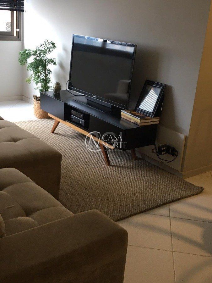 Apartamento à venda com 3 quartos, 85m², 1 suíte, 1 vaga, Avenida Dom Claudio José Gonçalves Ponce de Leao no bairro Vila Ipiranga em Porto Alegre