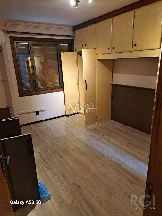 Cobertura à venda com 3 quartos, 178m², 1 suíte, 2 vagas, Rua Professor Ivo Corseuil no bairro Petrópolis em Porto Alegre