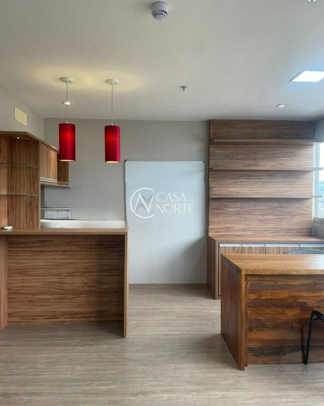 Sala Comercial à venda com 2 quartos, 34m², 1 vaga, Avenida Getúlio Vargas no bairro Menino Deus em Porto Alegre