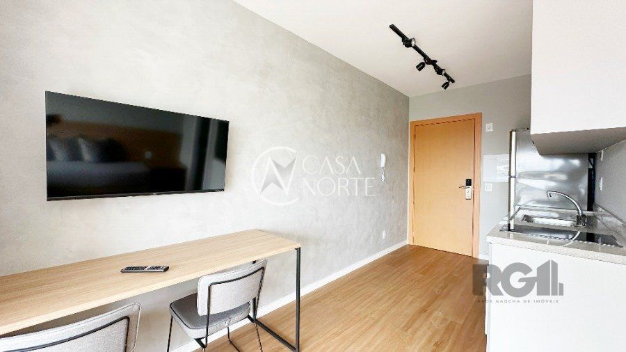 Apartamento à venda com 1 quarto, 29m², 1 vaga, Rua Curvelo no bairro Petrópolis em Porto Alegre