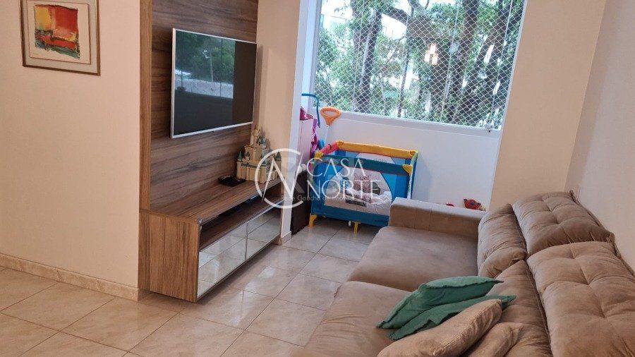 Apartamento à venda com 3 quartos, 76m², 1 suíte, 1 vaga, Beco Souza Costa no bairro Protásio Alves em Porto Alegre