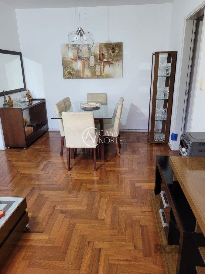 Apartamento à venda com 3 quartos, 113m², 1 suíte, 2 vagas, Avenida Coronel Lucas de Oliveira no bairro Petrópolis em Porto Alegre