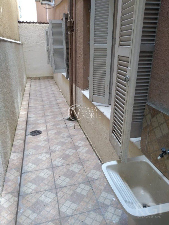 Apartamento à venda com 3 quartos, 75m², Avenida da Azenha no bairro Azenha em Porto Alegre