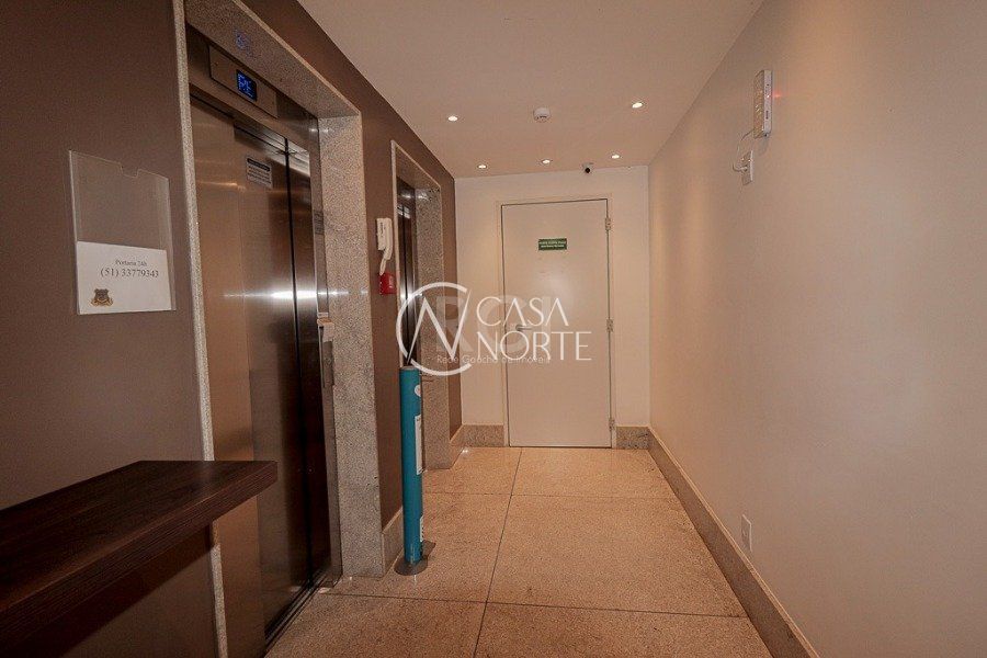 Sala Comercial à venda com 1 quarto, 47m², 1 vaga, Avenida Erico Verissimo no bairro Menino Deus em Porto Alegre