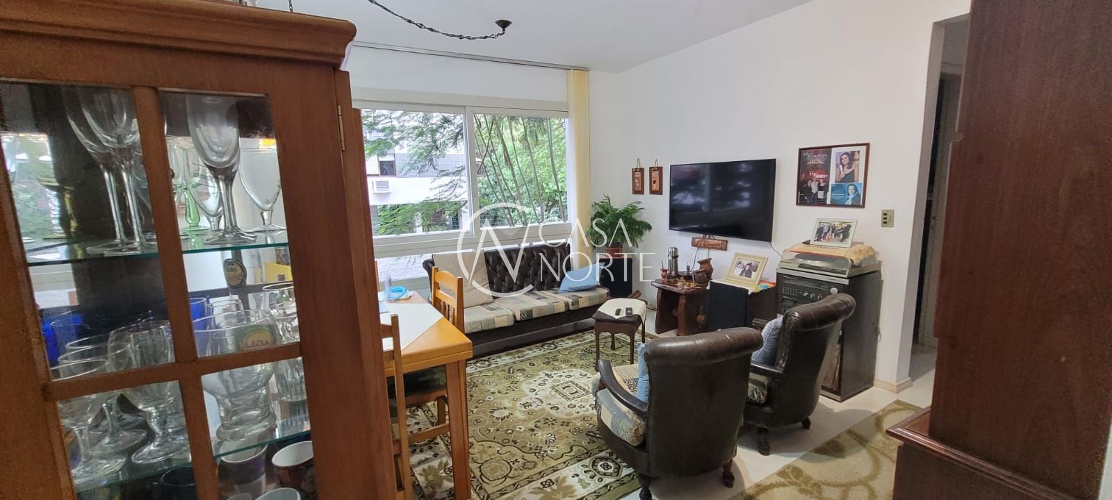 Apartamento à venda com 2 quartos, 70m², 1 vaga, Rua Doutor Timóteo no bairro Moinhos de Vento em Porto Alegre