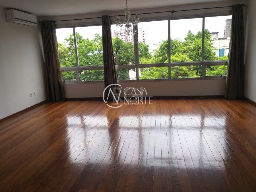 Apartamento à venda com 3 quartos, 130m², 1 suíte, 2 vagas, Rua Engenheiro Alvaro Nunes Pereira no bairro Moinhos de Vento em Porto Alegre