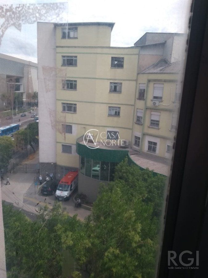 Sala Comercial à venda , 31m², Rua Domingos Rubbo no bairro Cristo Redentor em Porto Alegre