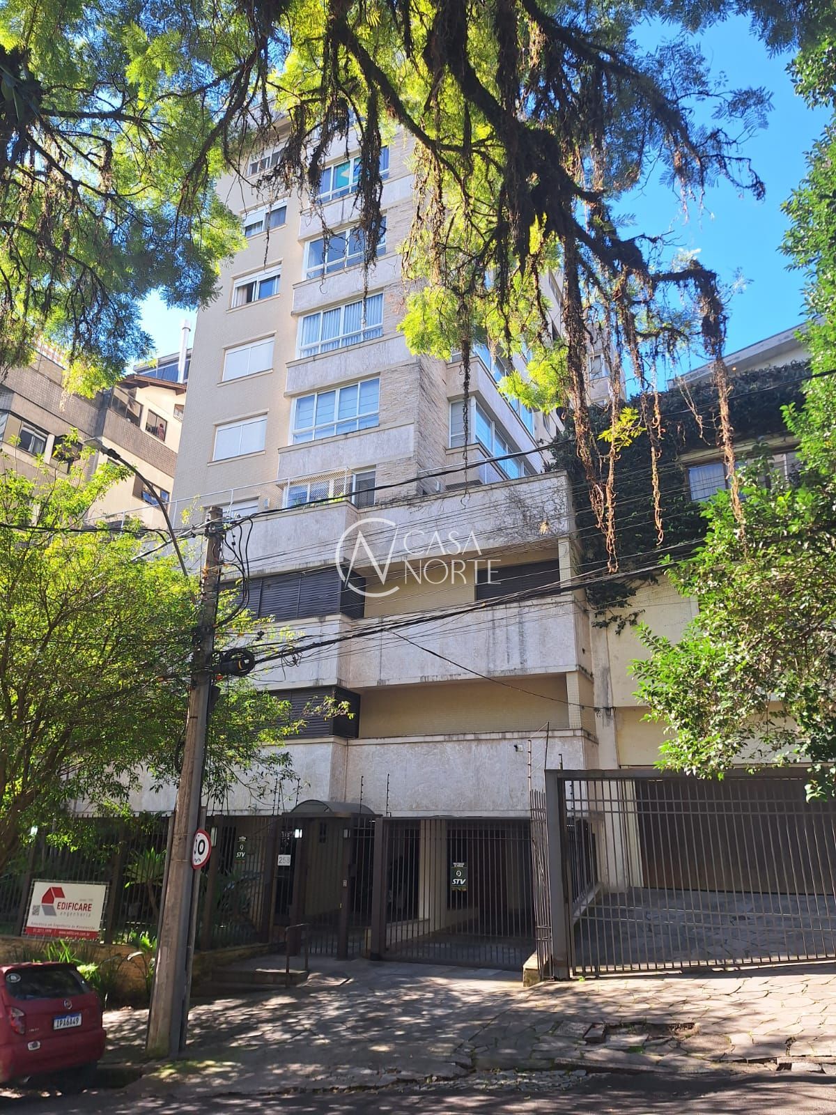 Apartamento à venda com 3 quartos, 120m², 1 suíte, 2 vagas, Rua Almirante Abreu no bairro Rio Branco em Porto Alegre