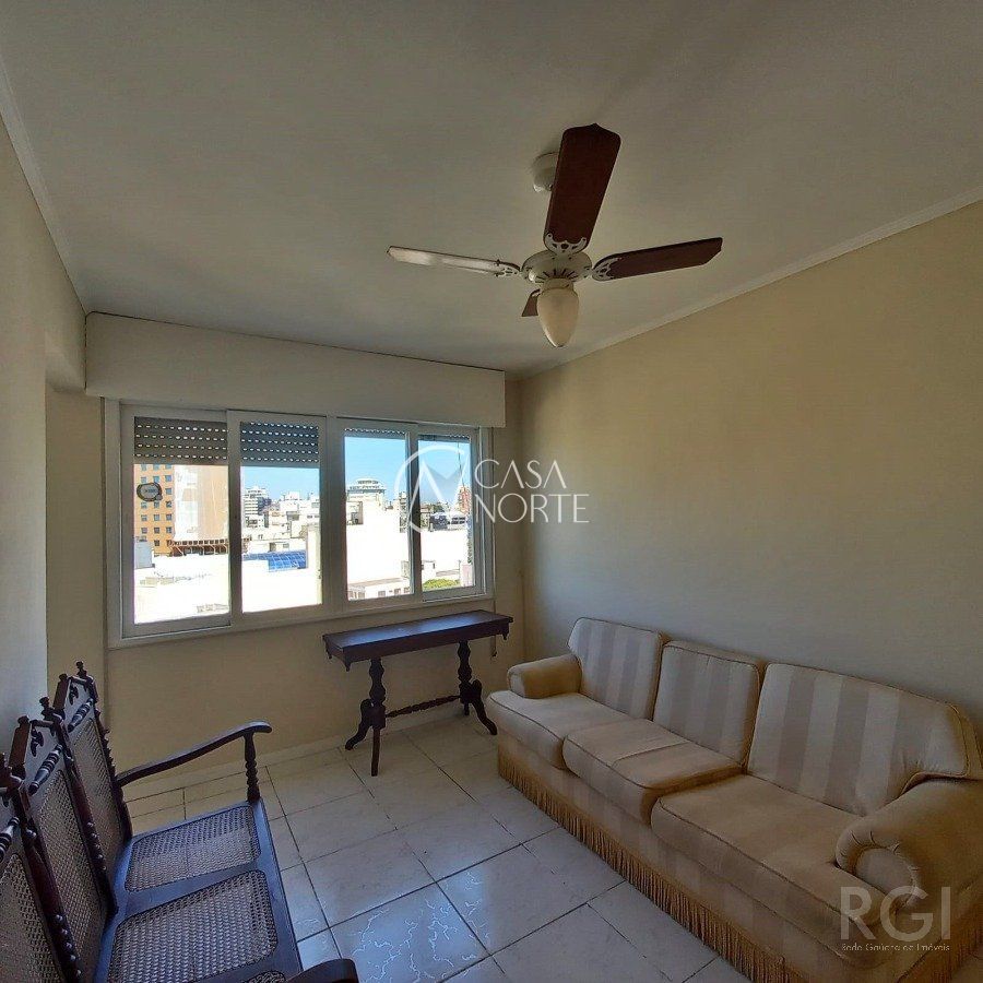 Apartamento à venda com 2 quartos, 84m², Rua Doutor Timoteo no bairro Moinhos de Vento em Porto Alegre