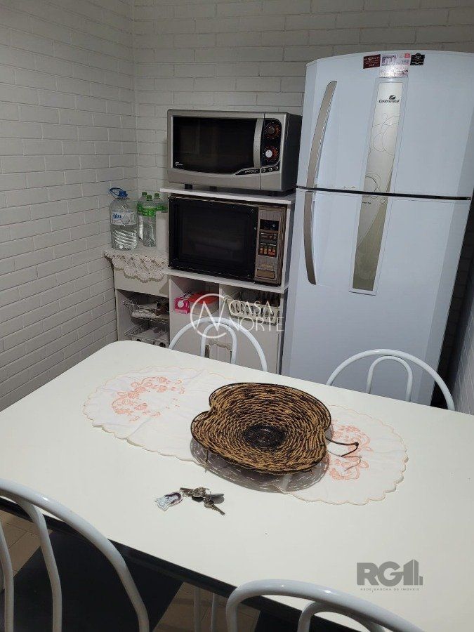 Apartamento à venda com 3 quartos, 113m², 1 suíte, 2 vagas, Avenida Coronel Lucas de Oliveira no bairro Petrópolis em Porto Alegre