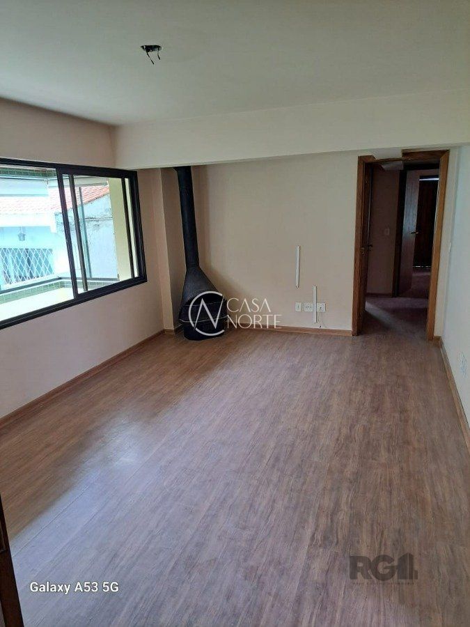Apartamento à venda com 3 quartos, 126m², 1 suíte, 1 vaga, Rua Passo da Pátria no bairro Bela Vista em Porto Alegre