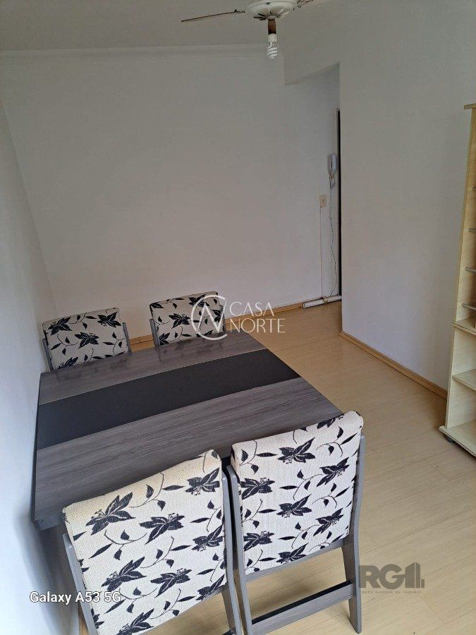 Apartamento à venda com 1 quarto, 43m², Rua Doutor Otávio Santos no bairro Jardim Sabará em Porto Alegre