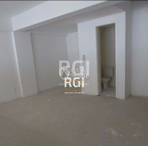Sala Comercial à venda , 32m², 1 vaga, Rua Comendador Rheingantz no bairro Auxiliadora em Porto Alegre