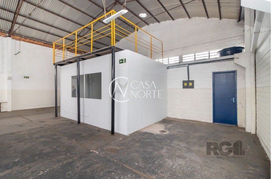 Pavilhão à venda , 300m², Rua Barão do Amazonas no bairro Petrópolis em Porto Alegre