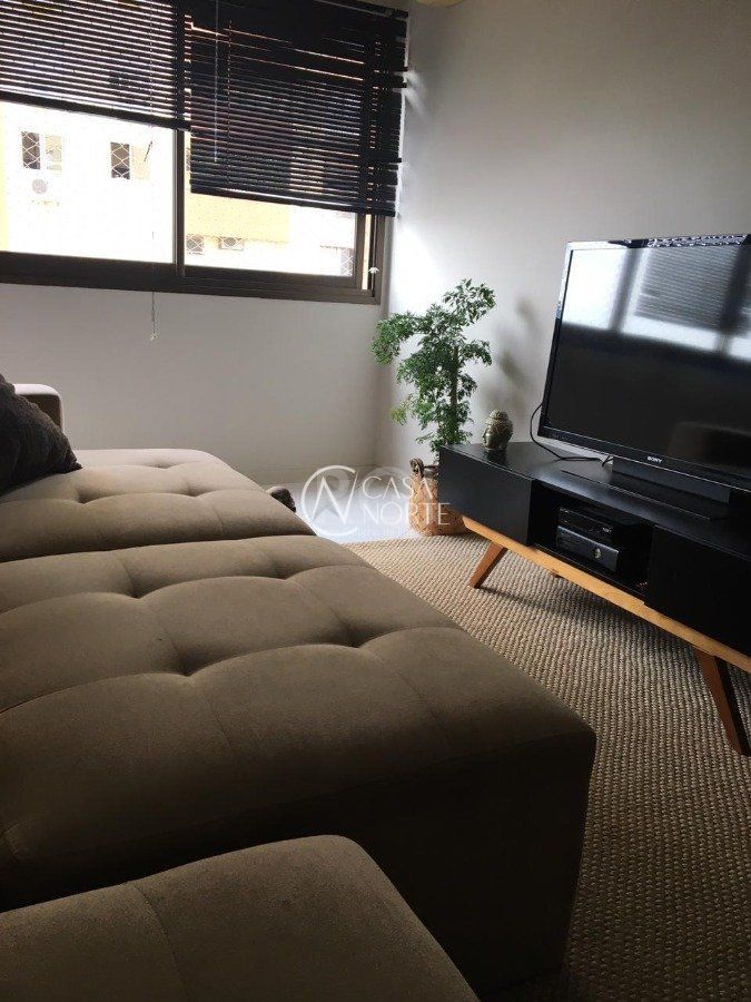 Apartamento à venda com 3 quartos, 85m², 1 suíte, 1 vaga, Avenida Dom Claudio José Gonçalves Ponce de Leao no bairro Vila Ipiranga em Porto Alegre