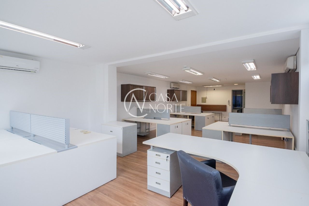 Sala Comercial à venda com 2 quartos, 106m², 3 vagas, Rua Francisco Ferrer no bairro Rio Branco em Porto Alegre