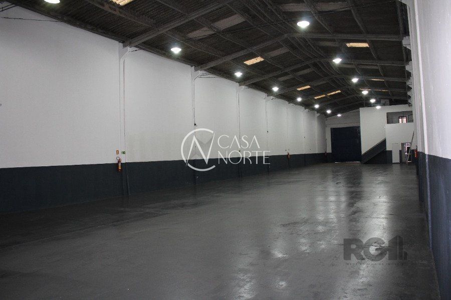 Pavilhão à venda com 1 quarto, 747m², Avenida Ernesto Neugebauer no bairro Humaitá em Porto Alegre