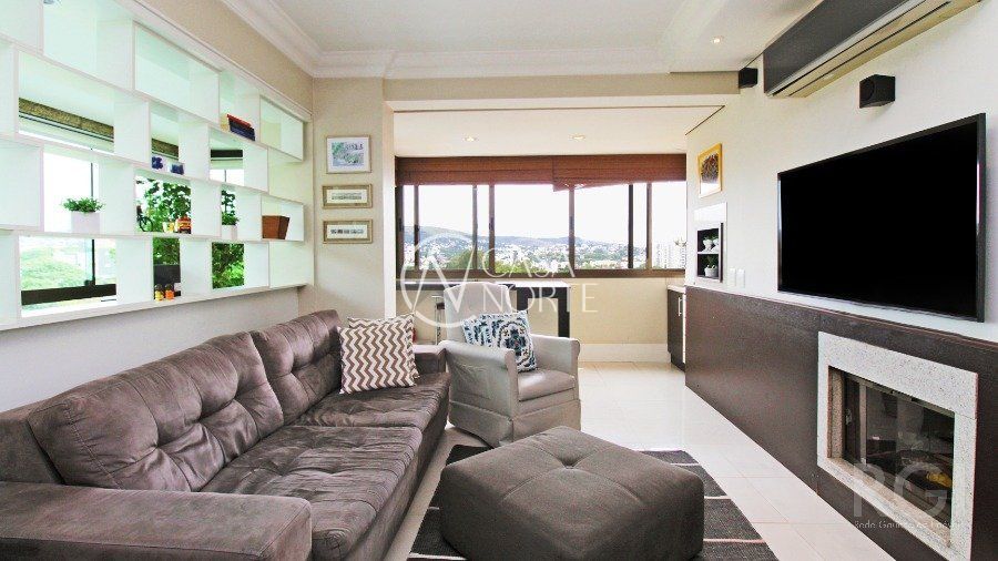 Apartamento à venda com 2 quartos, 97m², 1 suíte, 2 vagas, Rua Guararapes no bairro Petrópolis em Porto Alegre