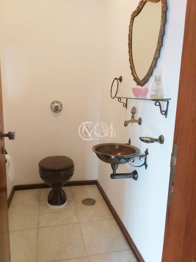 Apartamento à venda com 3 quartos, 130m², 1 suíte, 2 vagas, Rua Engenheiro Alvaro Nunes Pereira no bairro Moinhos de Vento em Porto Alegre