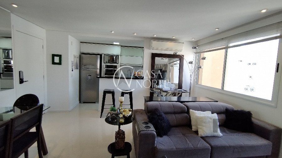 Apartamento à venda com 2 quartos, 65m², 1 suíte, 1 vaga, Avenida Dom Claudio José Gonçalves Ponce de Leao no bairro Vila Ipiranga em Porto Alegre