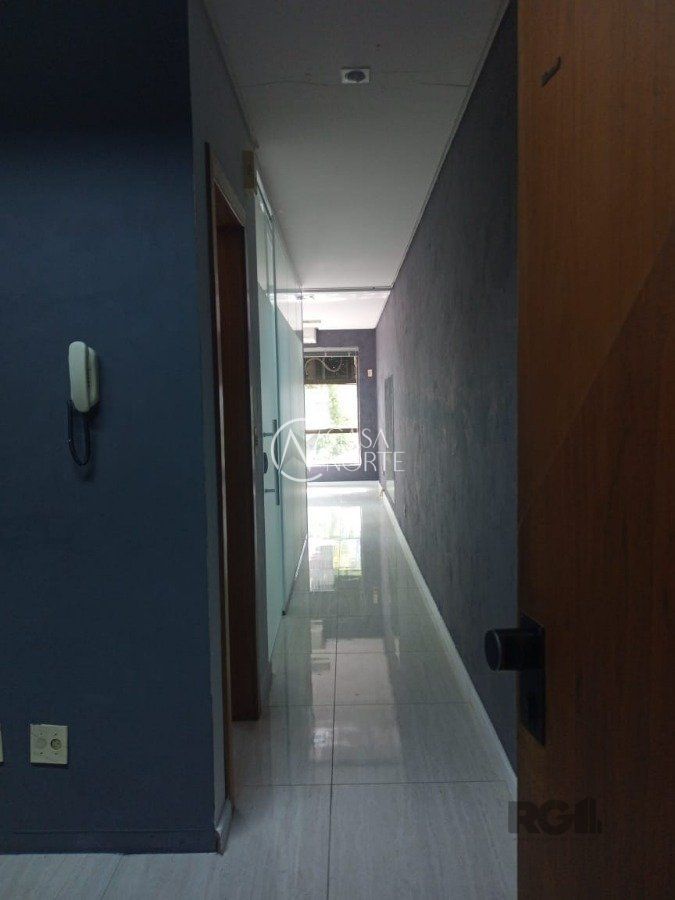Sala Comercial à venda , 40m², Rua João Abbott no bairro Petrópolis em Porto Alegre