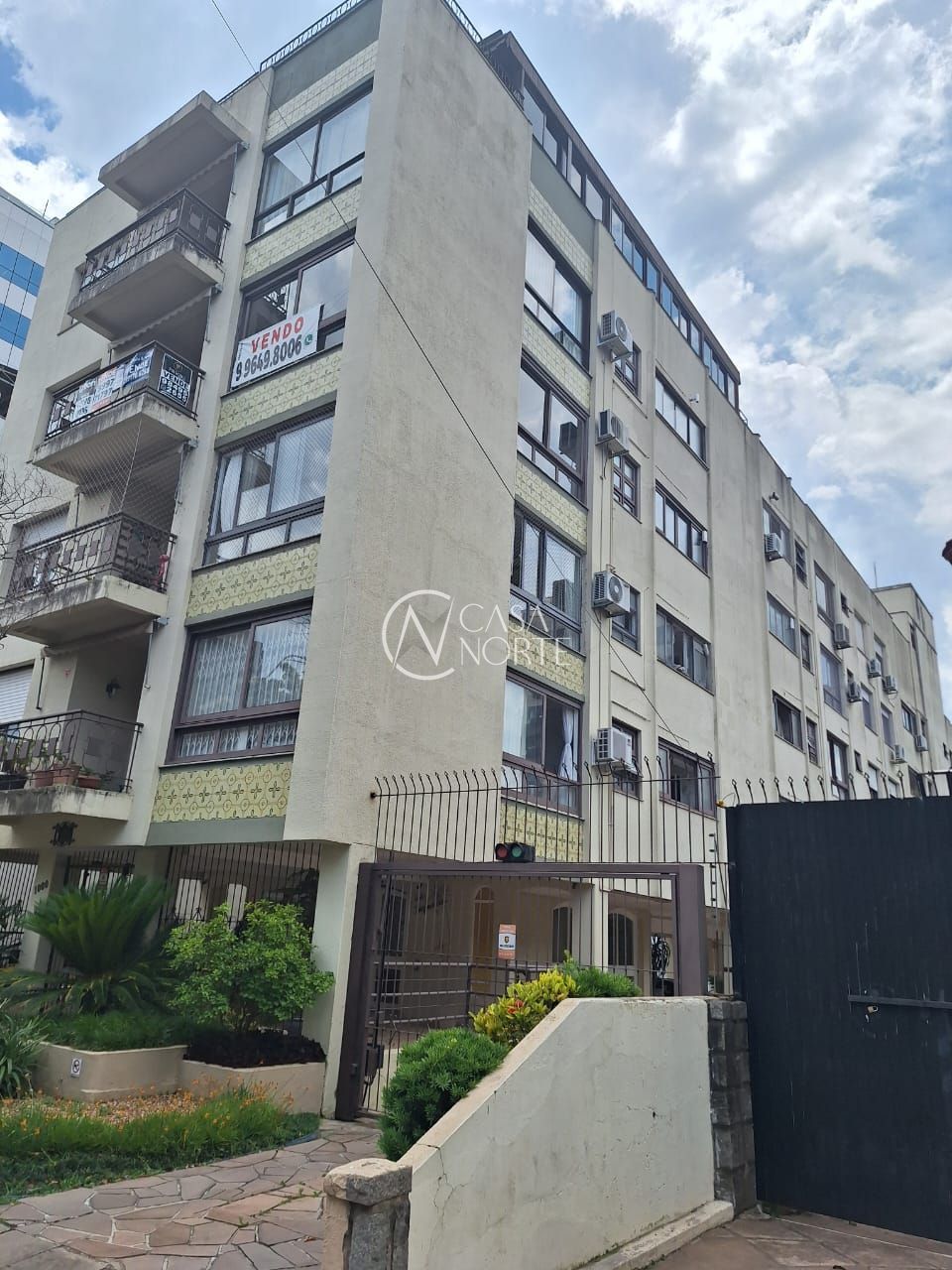 Apartamento à venda com 2 quartos, 77m², 1 vaga, Rua Dom Pedro II no bairro Higienópolis em Porto Alegre