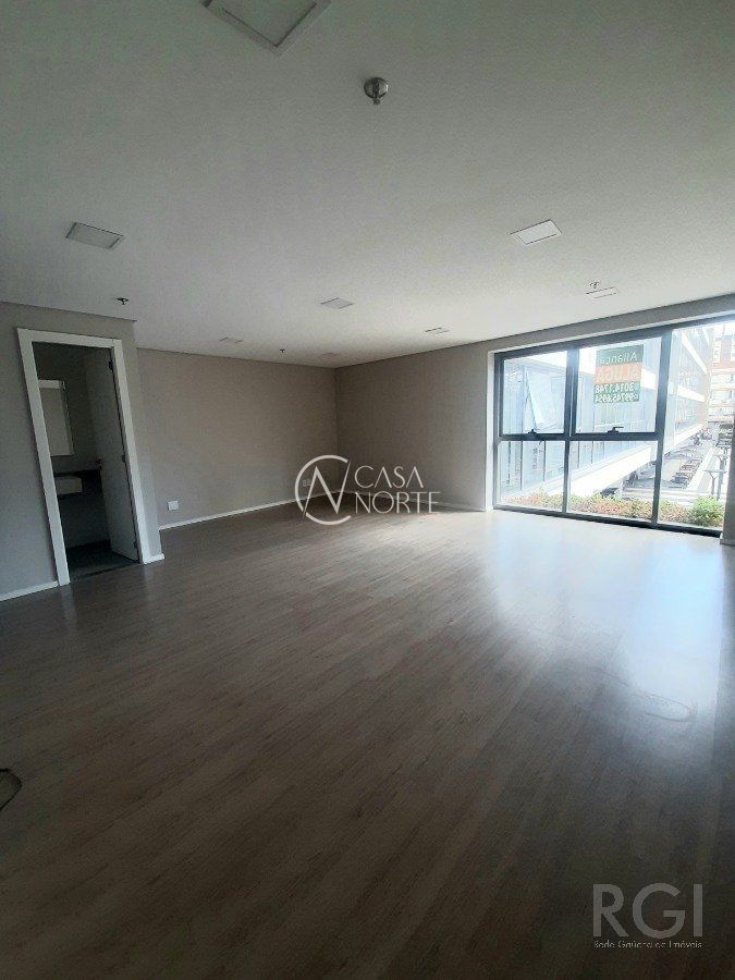 Sala Comercial à venda , 36m², Rua General Lima e Silva no bairro Centro Histórico em Porto Alegre