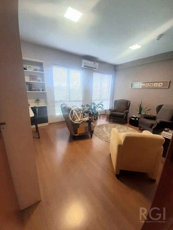 Sala Comercial à venda , 40m², Avenida Montenegro no bairro Petrópolis em Porto Alegre