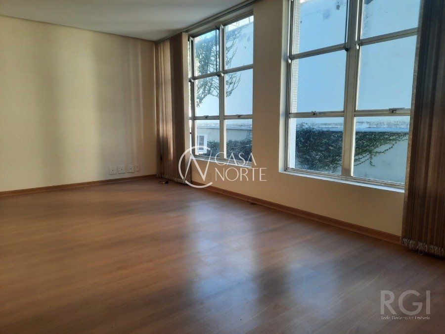 Sala Comercial à venda com 2 quartos, 39m², Rua Luciana de Abreu no bairro Moinhos de Vento em Porto Alegre
