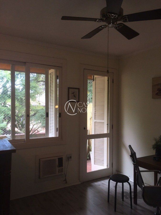 Apartamento à venda com 2 quartos, 51m², Rua Pelotas no bairro Floresta em Porto Alegre