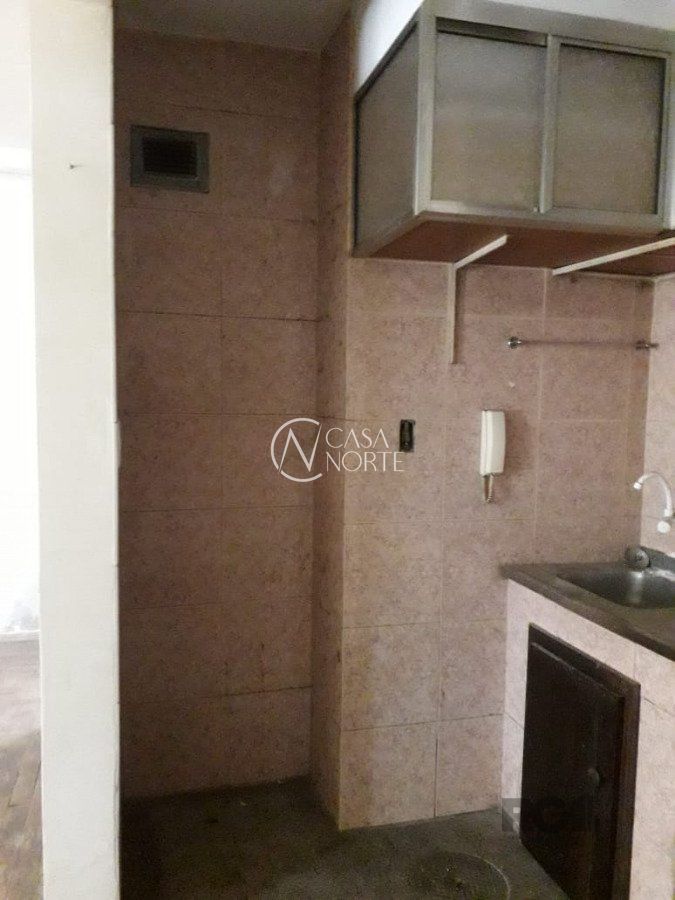 Kitnet à venda com 1 quarto, 31m², Rua Doutor Carlos Maria Bins no bairro Jardim Leopoldina em Porto Alegre