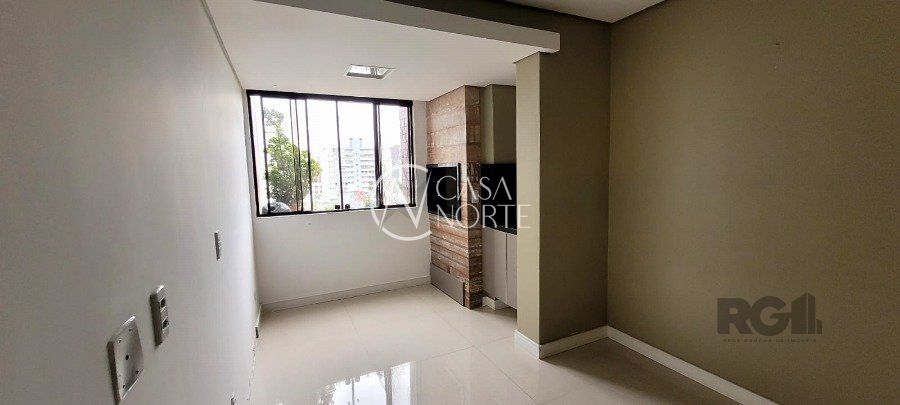 Apartamento à venda com 2 quartos, 67m², 1 suíte, 1 vaga, Rua São Luis no bairro Santana em Porto Alegre