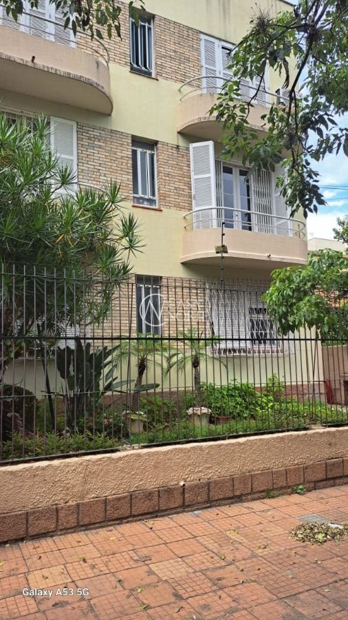 Apartamento à venda com 2 quartos, 71m², Rua Felipe Neri no bairro Auxiliadora em Porto Alegre