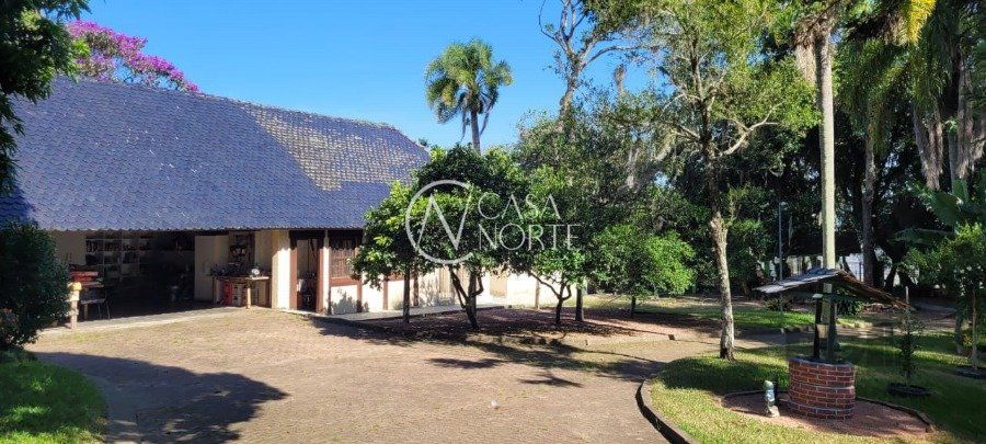 Casa à venda com 4 quartos, 500m², 4 suítes, 20 vagas, Estrada Retiro da Ponta Grossa no bairro Ponta Grossa em Porto Alegre