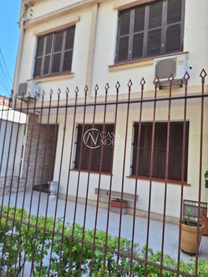 Apartamento à venda com 2 quartos, 65m², Rua Tiradentes no bairro Independência em Porto Alegre