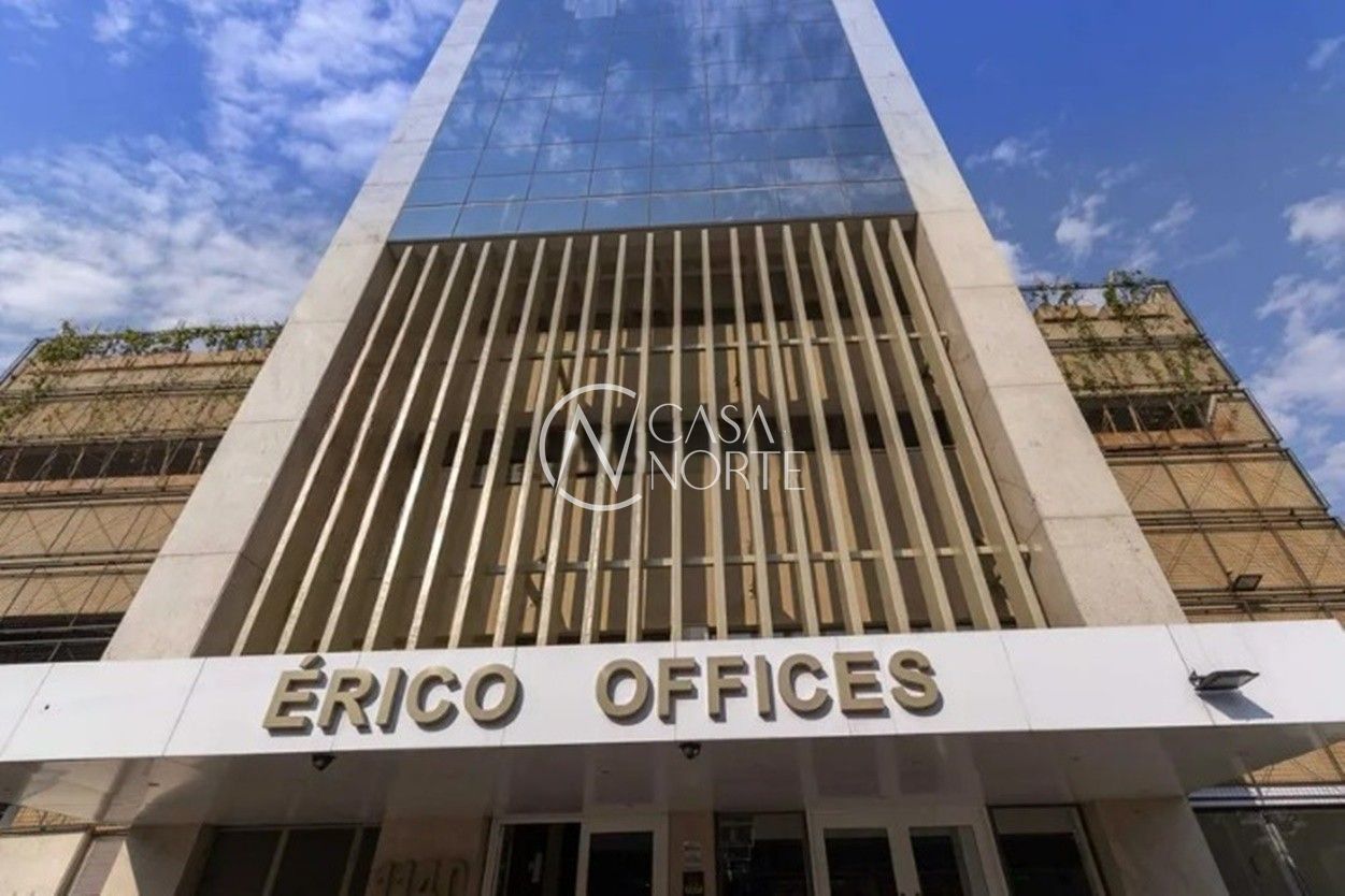 Sala Comercial à venda com 1 quarto, 58m², 1 vaga, Avenida Érico Veríssimo no bairro Menino Deus em Porto Alegre