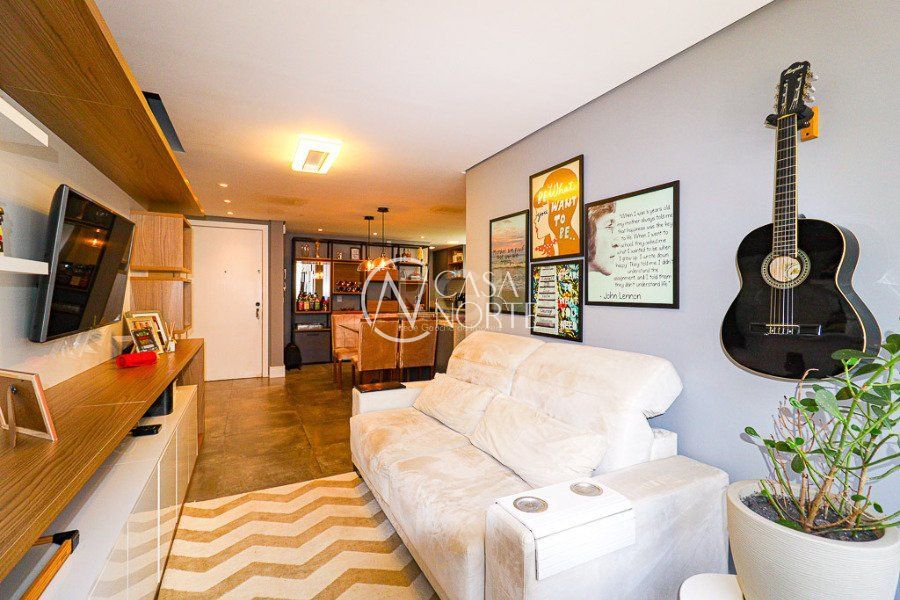 Apartamento à venda com 2 quartos, 73m², 1 suíte, 1 vaga, Rua Anita Garibaldi no bairro Mont Serrat em Porto Alegre