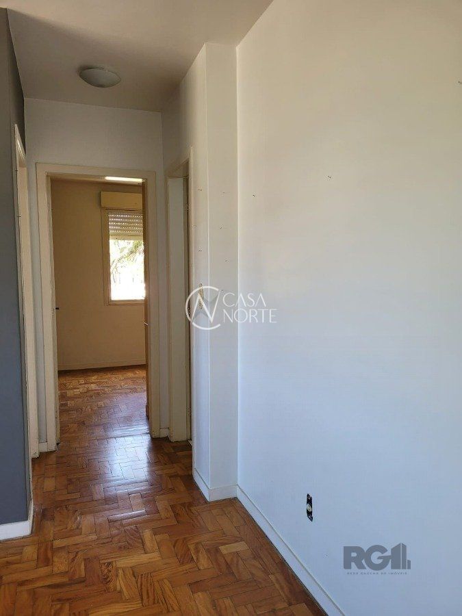 Apartamento à venda com 2 quartos, 71m², 1 vaga, Rua Upamaroti no bairro Cristal em Porto Alegre