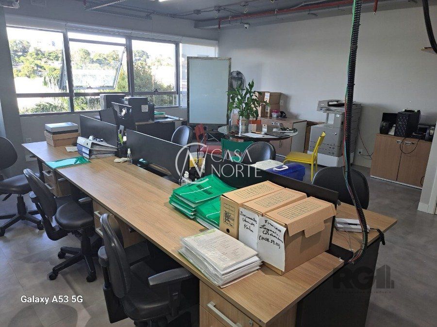 Sala Comercial à venda , 81m², Avenida Doutor Nilo Peçanha no bairro Chácara das Pedras em Porto Alegre