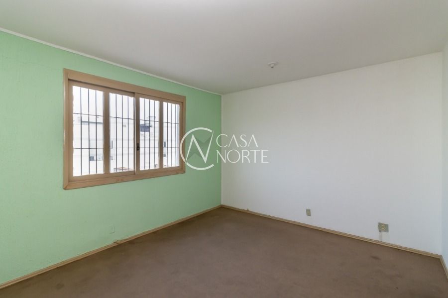 Prédio Comercial à venda com 10 quartos, 548m², Avenida Assis Brasil no bairro Passo da Areia em Porto Alegre