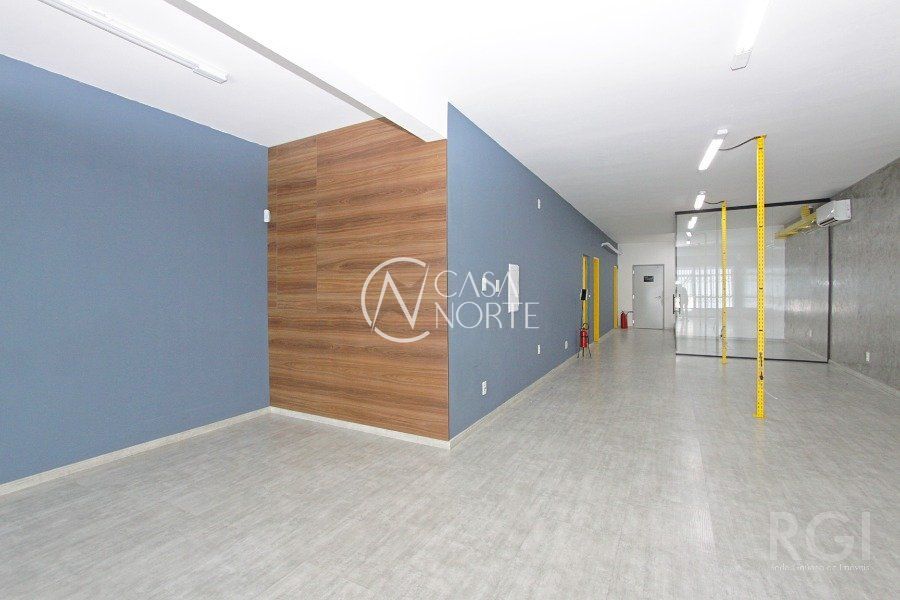Prédio Comercial à venda , 400m², 3 vagas, Avenida Bahia no bairro São Geraldo em Porto Alegre
