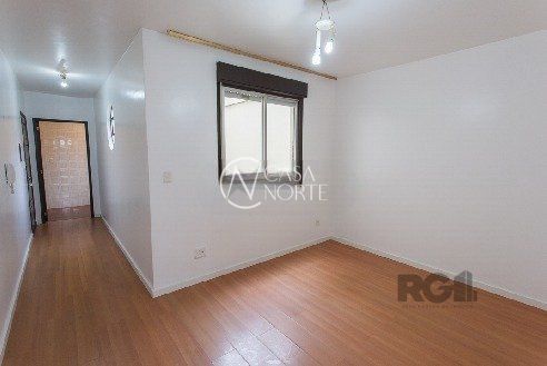 Apartamento à venda com 1 quarto, 46m², 1 vaga, Rua Portuguesa no bairro Partenon em Porto Alegre