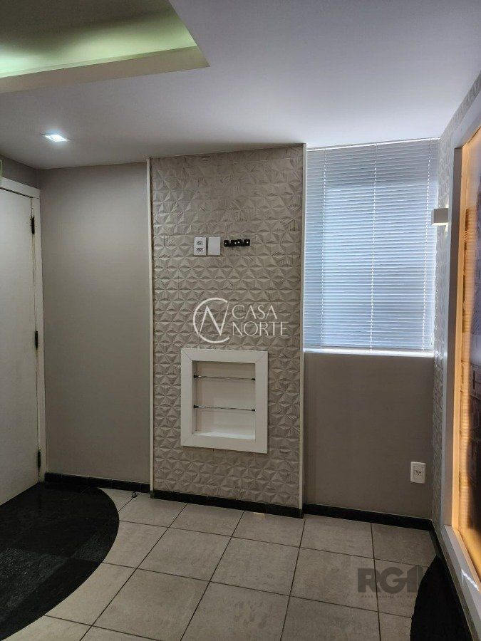 Sala Comercial à venda com 1 quarto, 57m², 1 vaga, Rua Casemiro de Abreu no bairro Bela Vista em Porto Alegre