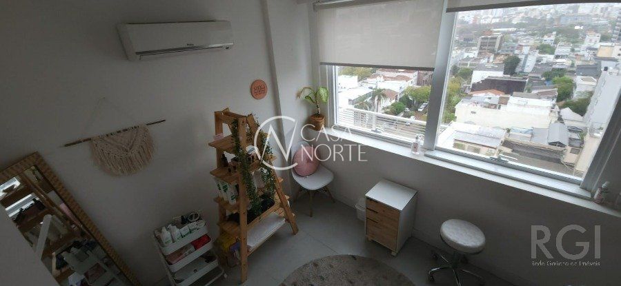 Sala Comercial à venda , 32m², Rua Gomes Jardim no bairro Santana em Porto Alegre