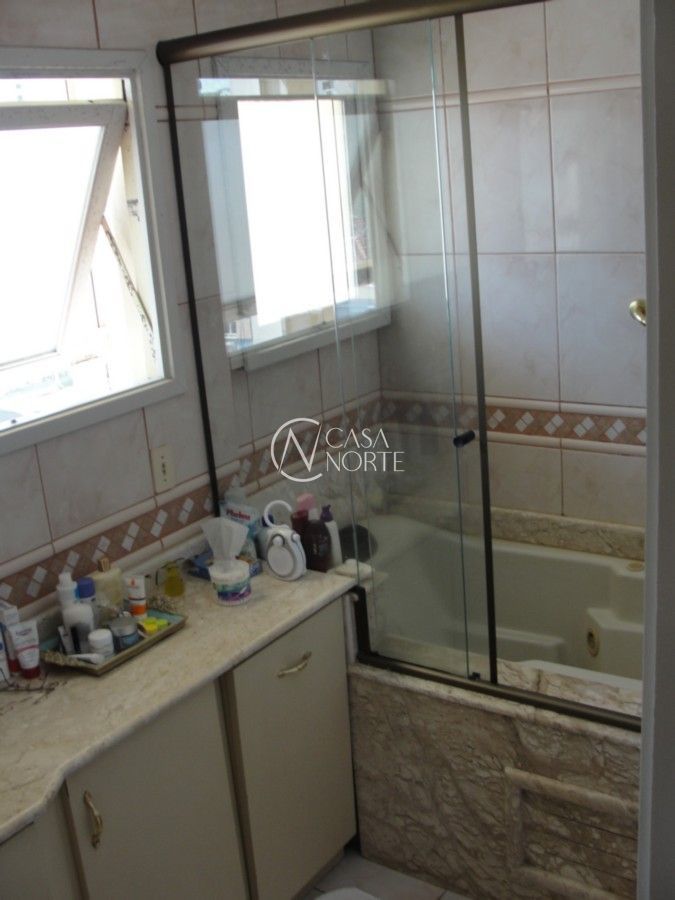 Cobertura à venda com 3 quartos, 640m², 3 suítes, 2 vagas, Rua Amelia Teles no bairro Petrópolis em Porto Alegre