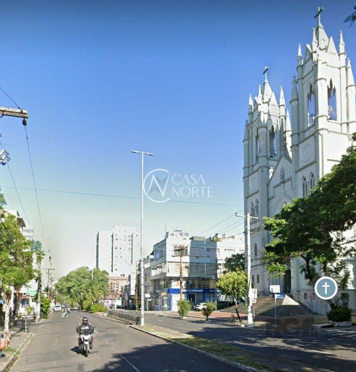 Loja à venda , 87m², Avenida Cristóvão Colombo no bairro Floresta em Porto Alegre