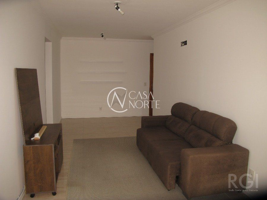 Apartamento à venda com 2 quartos, 75m², 1 suíte, 2 vagas, Avenida Protásio Alves no bairro Três Figueiras em Porto Alegre