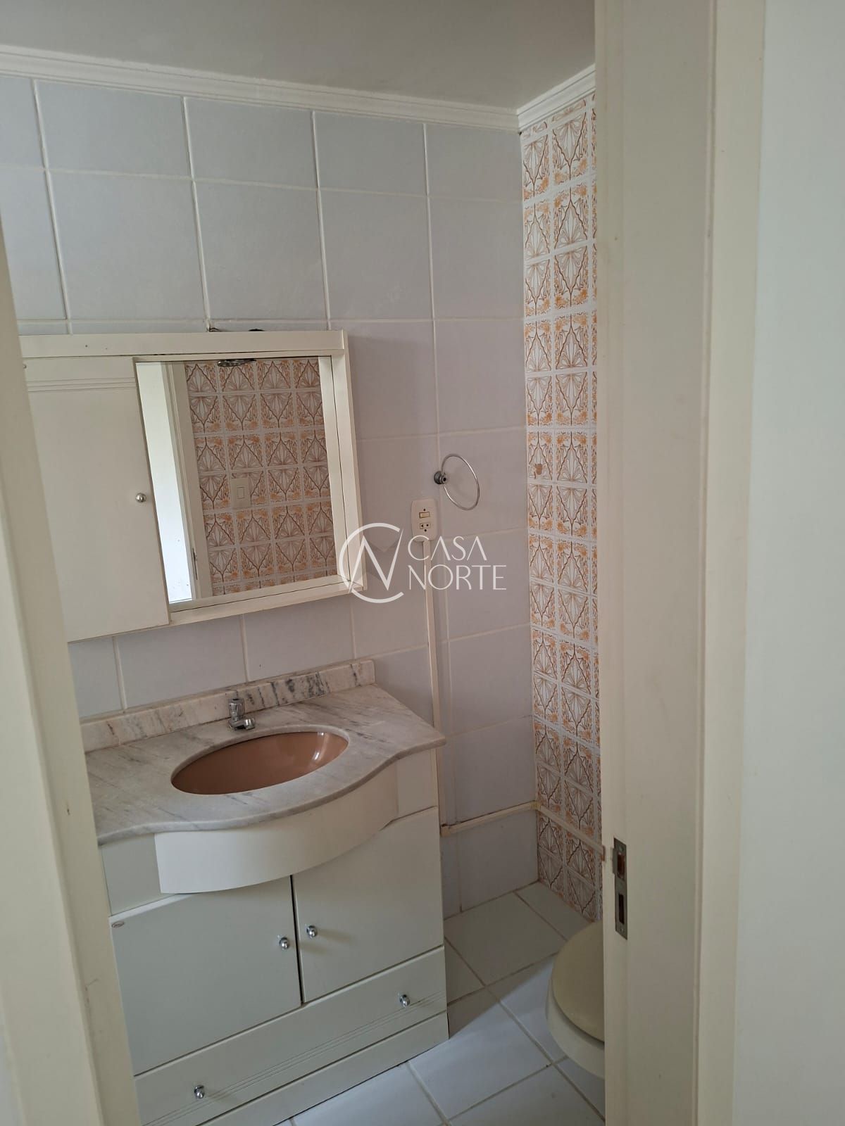 Kitnet à venda com 1 quarto, 14m², Rua Indiana no bairro Jardim Europa em Porto Alegre