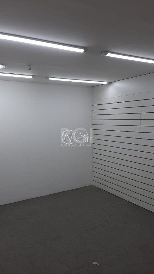 Loja à venda , 26m², Rua Vinte e Quatro de Outubro no bairro Moinhos de Vento em Porto Alegre